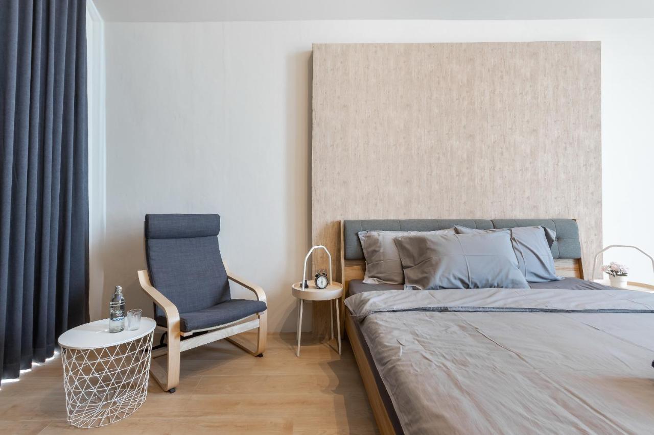 Nidhra นิทรา Apartamento Ban Lat Krachaeng Exterior foto